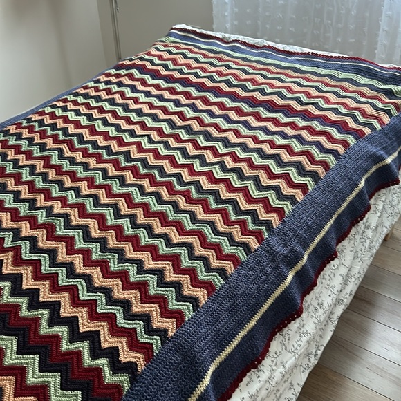 Colorful Handmade hand knit Chevron bed spread throw blanket - Picture 7 of 16